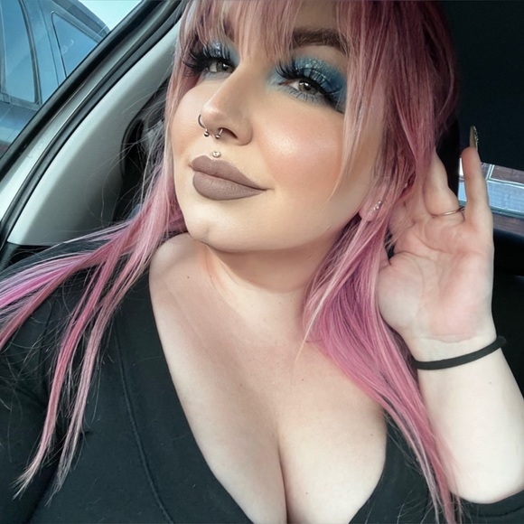 Meet your Posher, Kalyn - Picture 15 of 15